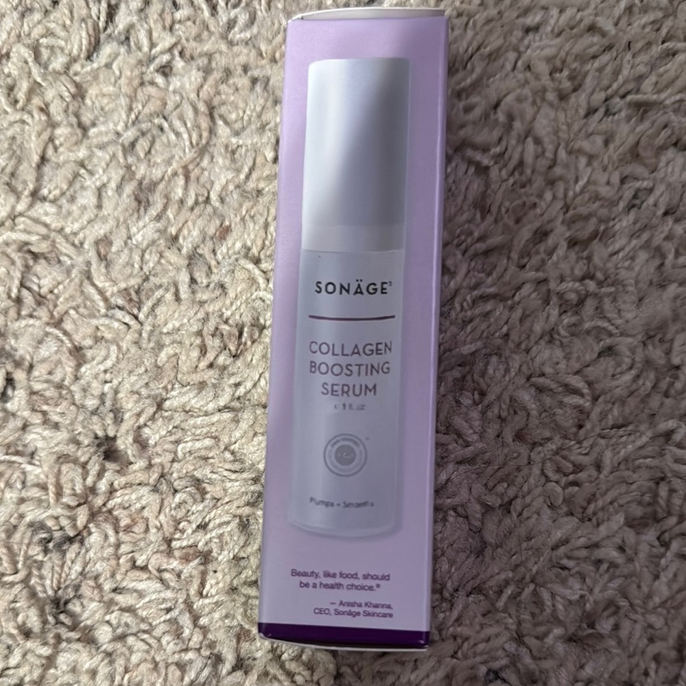 Collagen Boosting Serum - White and Purple